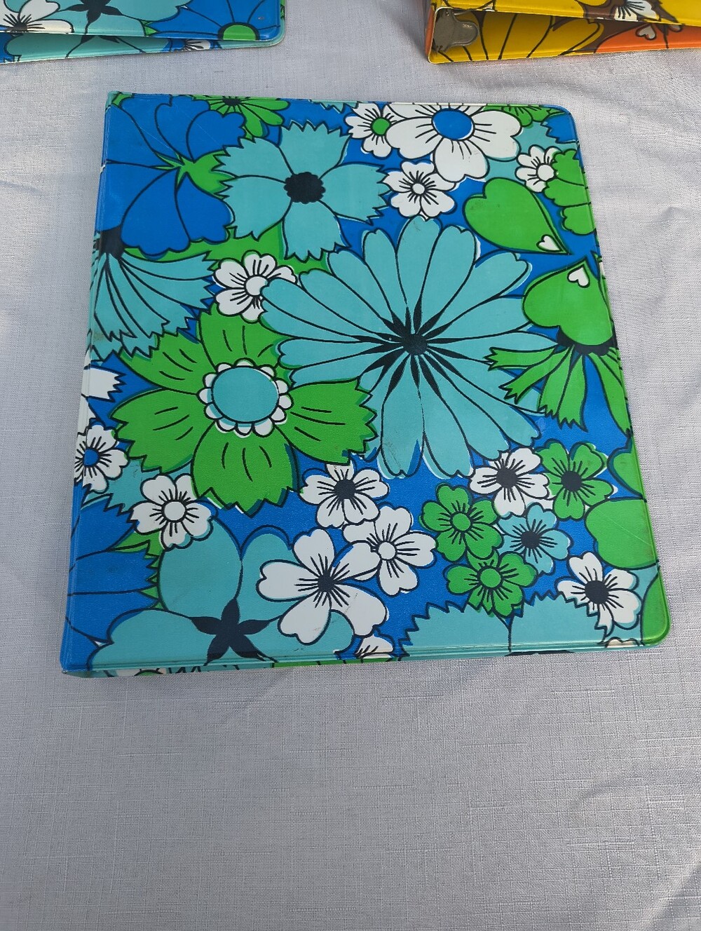 Vintage Retro Flower Power 3 Ring Binder Green Blue White